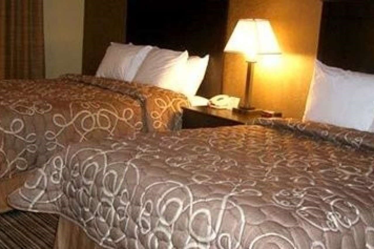 Holiday Inn Express Deluxe