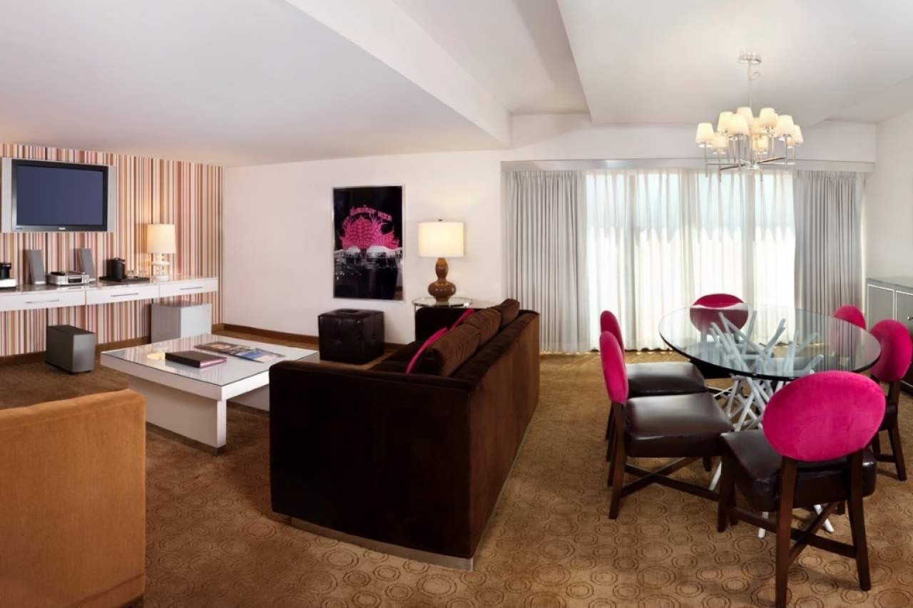 Cosmopolitan Suite