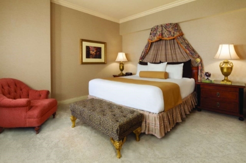 Deluxe Suite Room At Paris Las Vegas