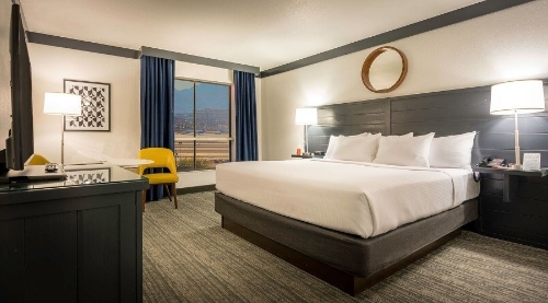 Standard One King Room At OYO Hotel and Casino